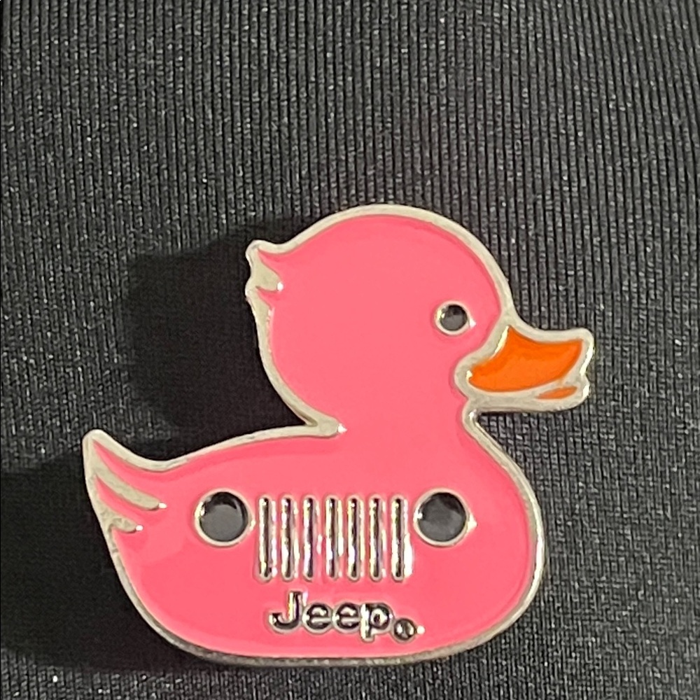 Jeep Pink Duck Pin with Orange Beak